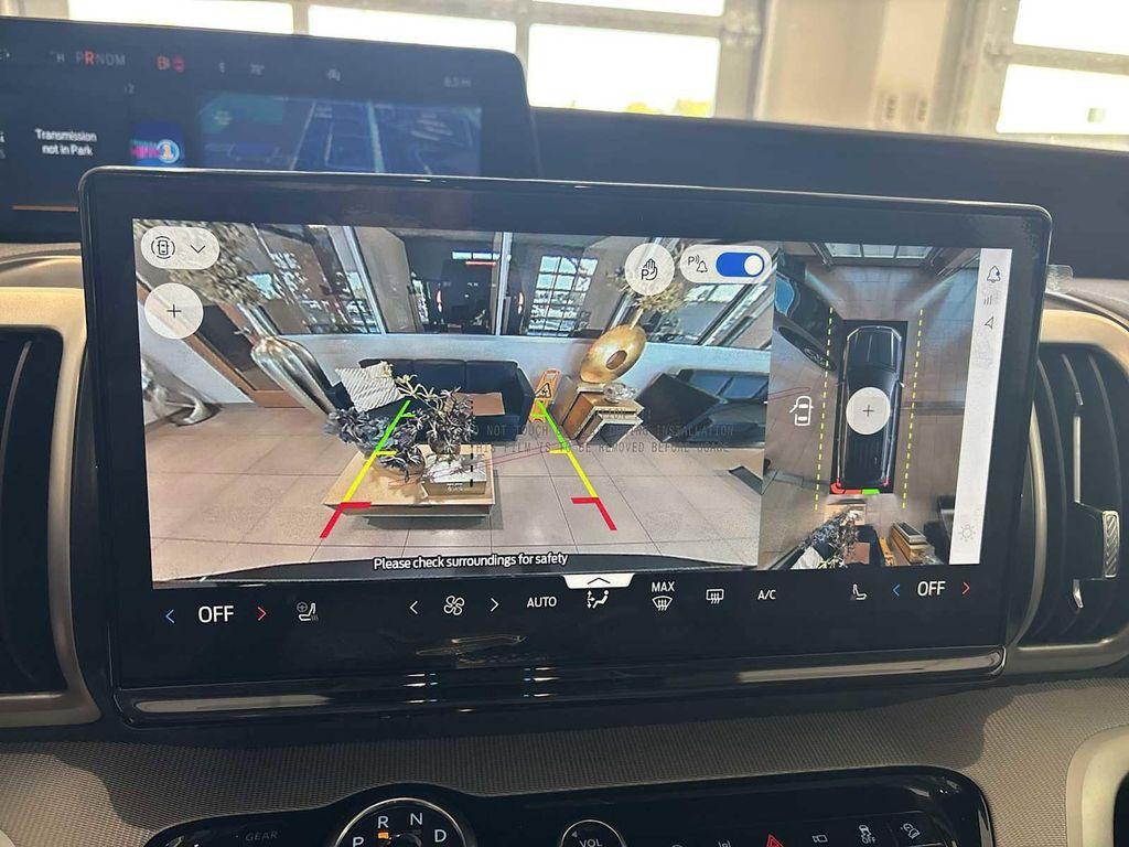 new 2025 Ford Expedition Max car, priced at $72,925