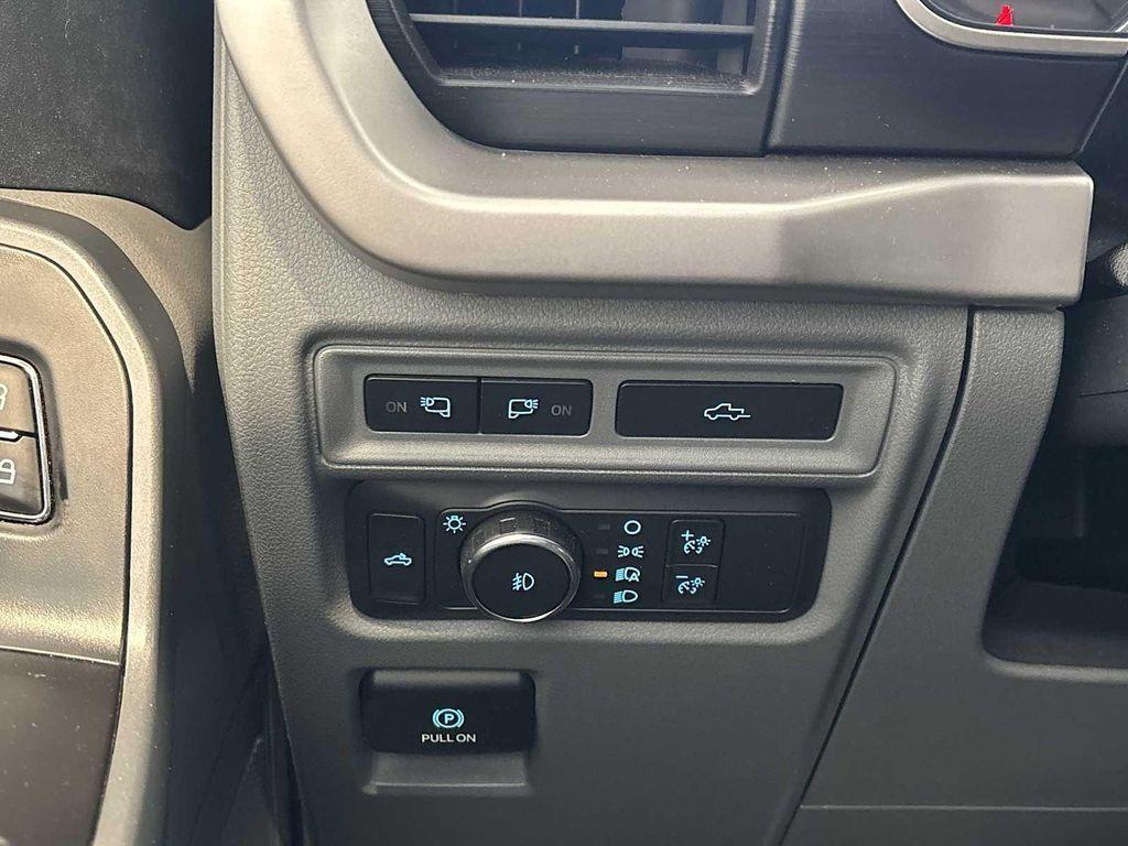 used 2022 Ford F-150 car, priced at $43,984