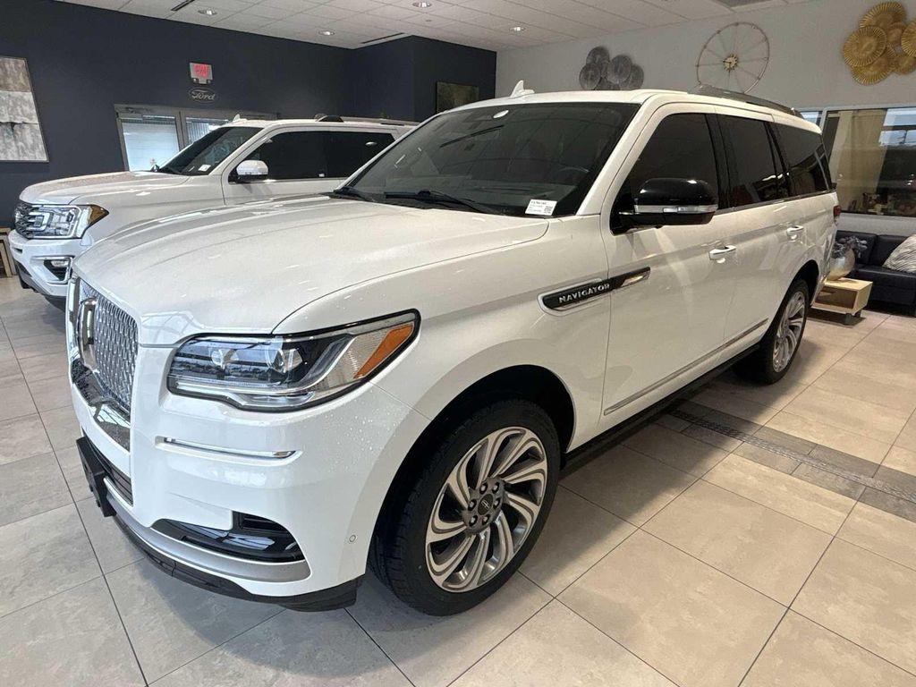 used 2022 Lincoln Navigator car, priced at $60,986