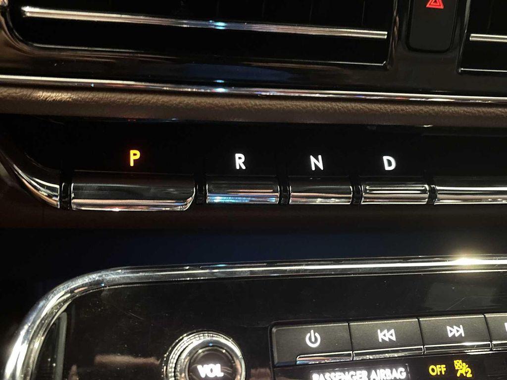 used 2022 Lincoln Navigator car, priced at $60,986