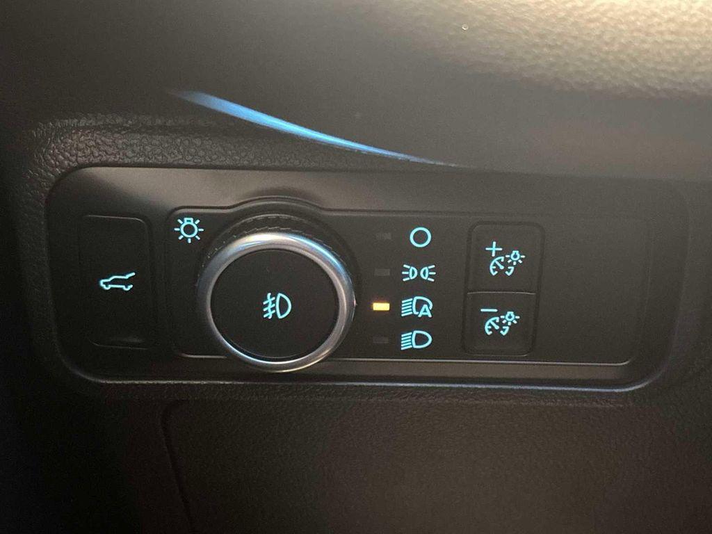 new 2025 Ford Explorer car, priced at $60,360