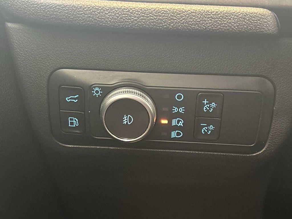 used 2022 Ford Escape car, priced at $23,894