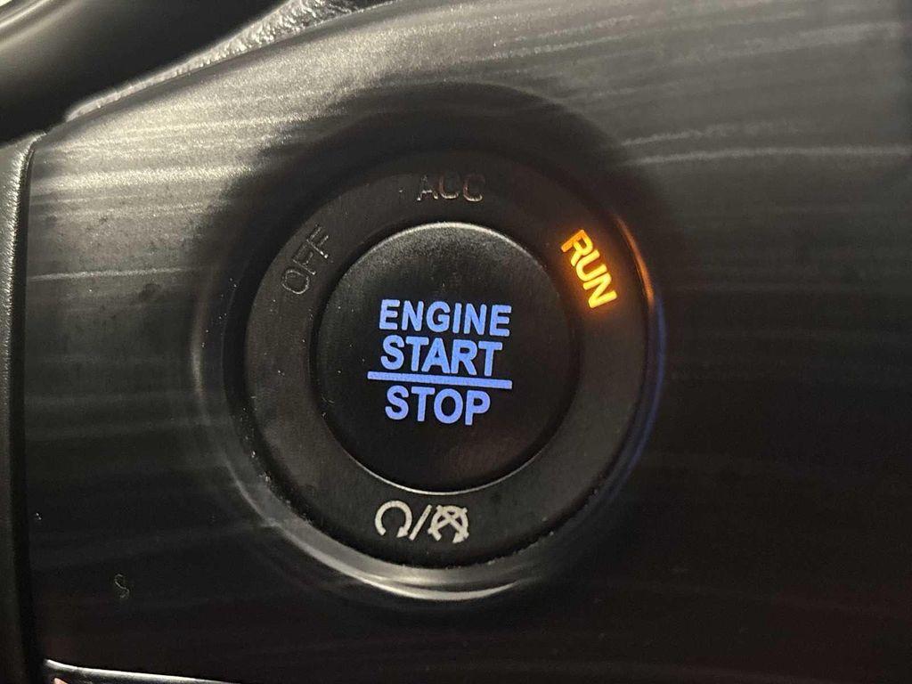 used 2020 Jeep Grand Cherokee car, priced at $29,990