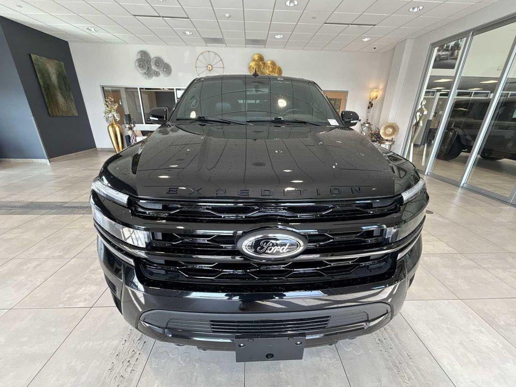 used 2022 Ford Expedition car, priced at $57,384