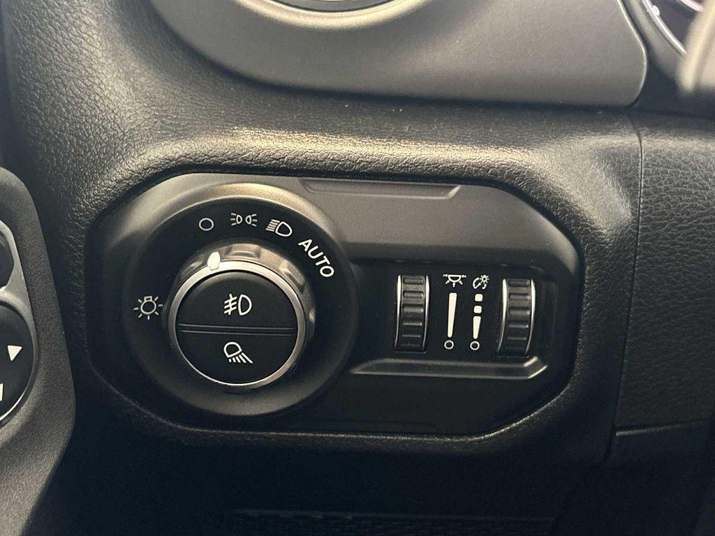 used 2021 Jeep Gladiator car, priced at $34,974