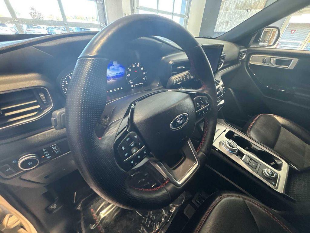 used 2022 Ford Explorer car, priced at $32,944
