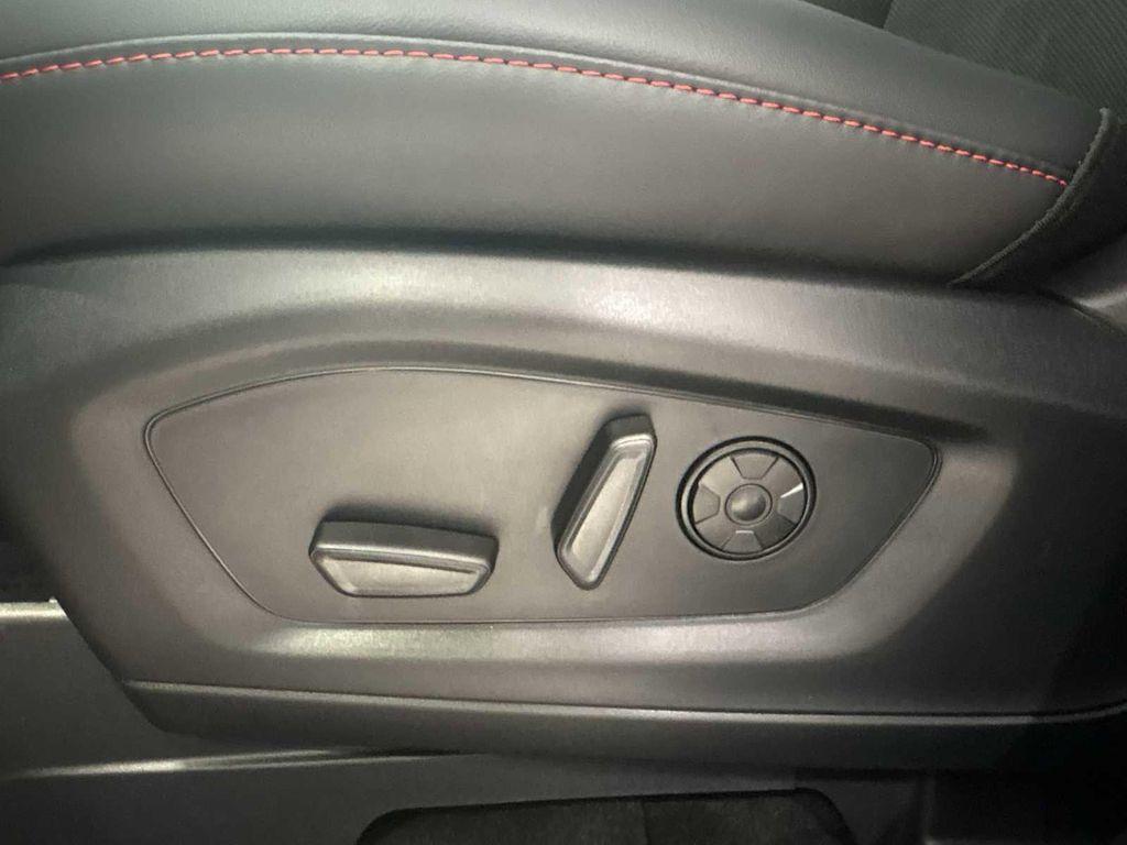 new 2025 Ford Explorer car, priced at $59,360