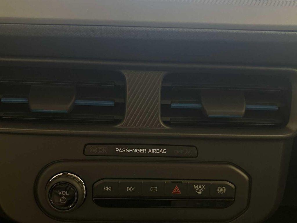 new 2025 Ford Maverick car, priced at $35,725