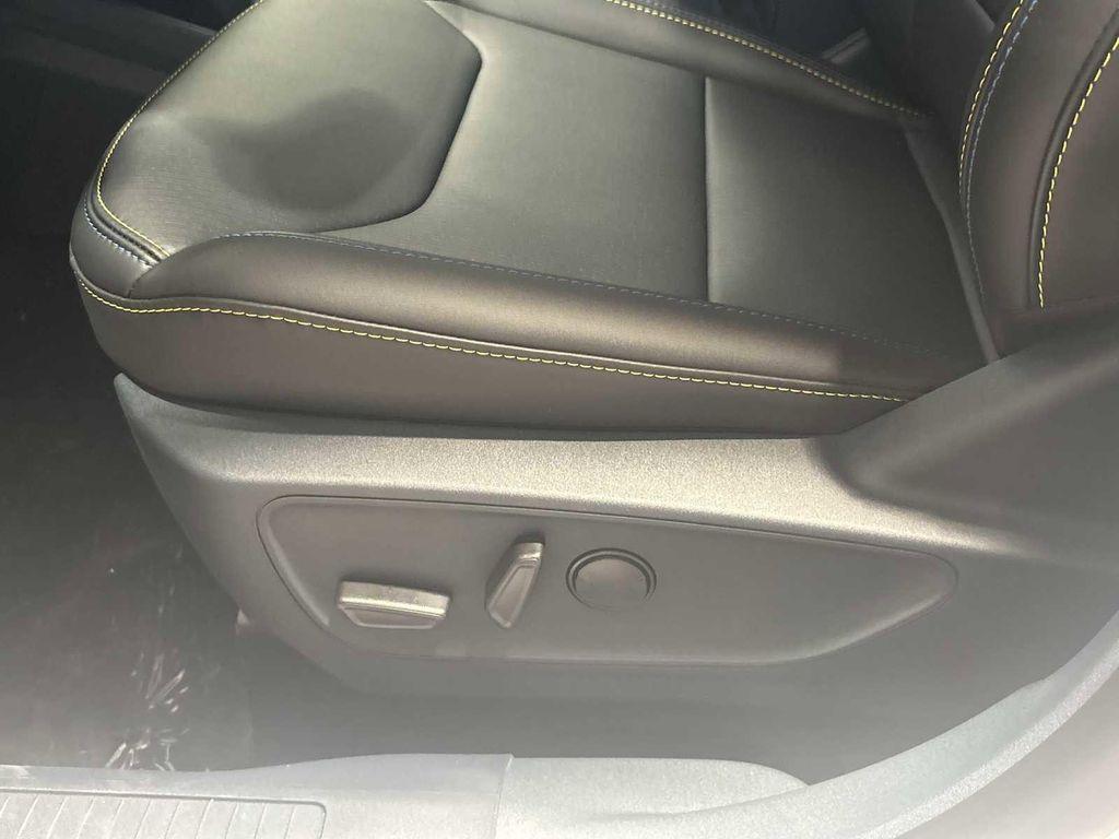 new 2025 Ford Maverick car, priced at $35,725