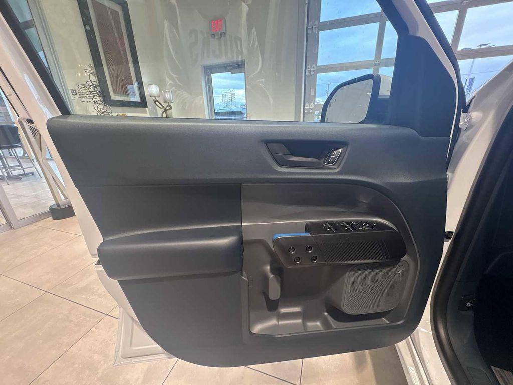 new 2025 Ford Maverick car, priced at $35,725