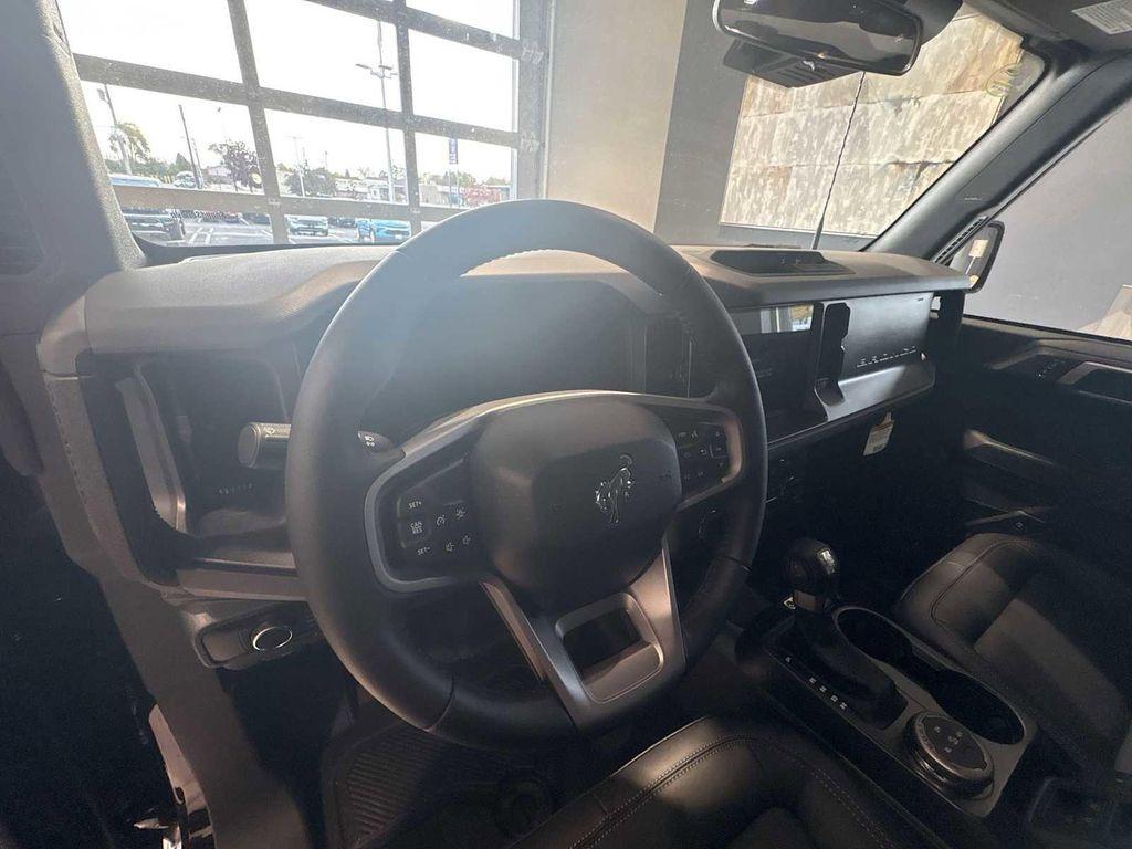 new 2025 Ford Bronco car, priced at $48,960