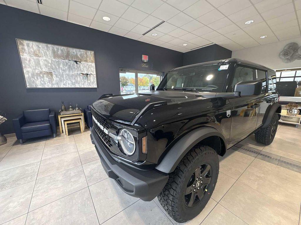 new 2025 Ford Bronco car, priced at $48,960