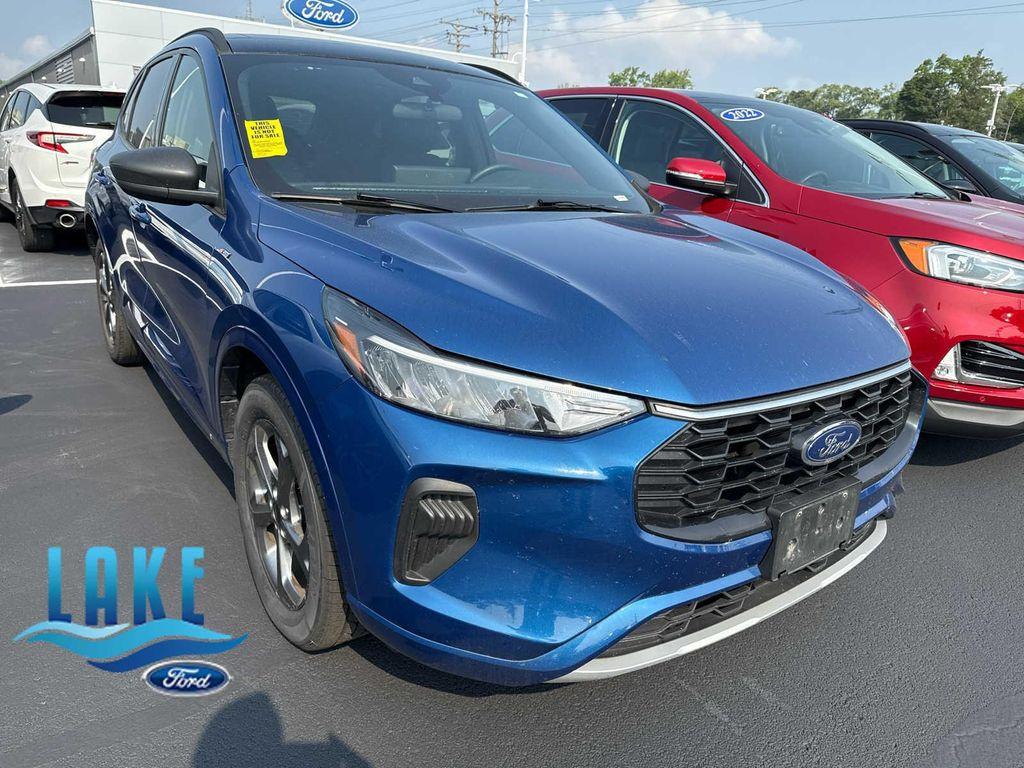 used 2023 Ford Escape car