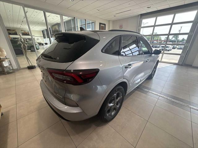 used 2023 Ford Escape car, priced at $24,258