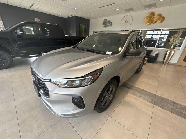 used 2023 Ford Escape car, priced at $24,258
