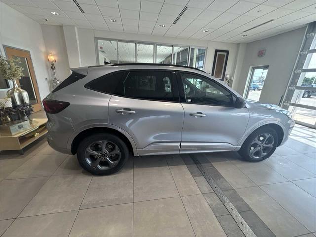 used 2023 Ford Escape car, priced at $24,258
