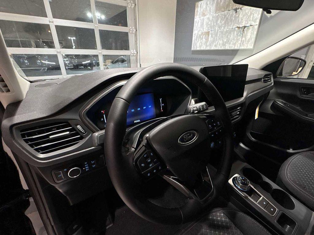 new 2026 Ford Escape car, priced at $32,975