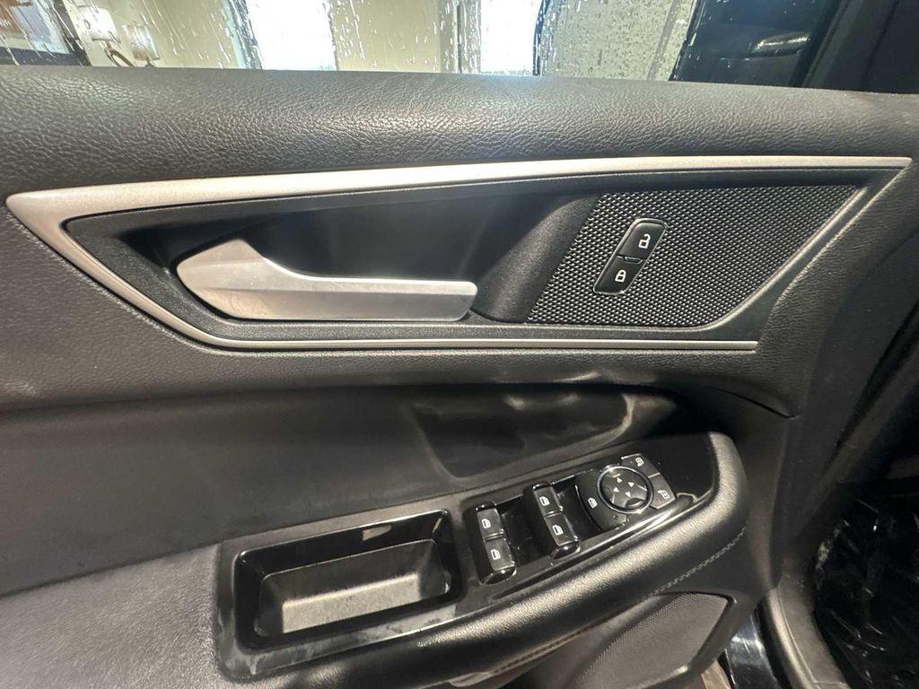 used 2020 Ford Edge car, priced at $20,336