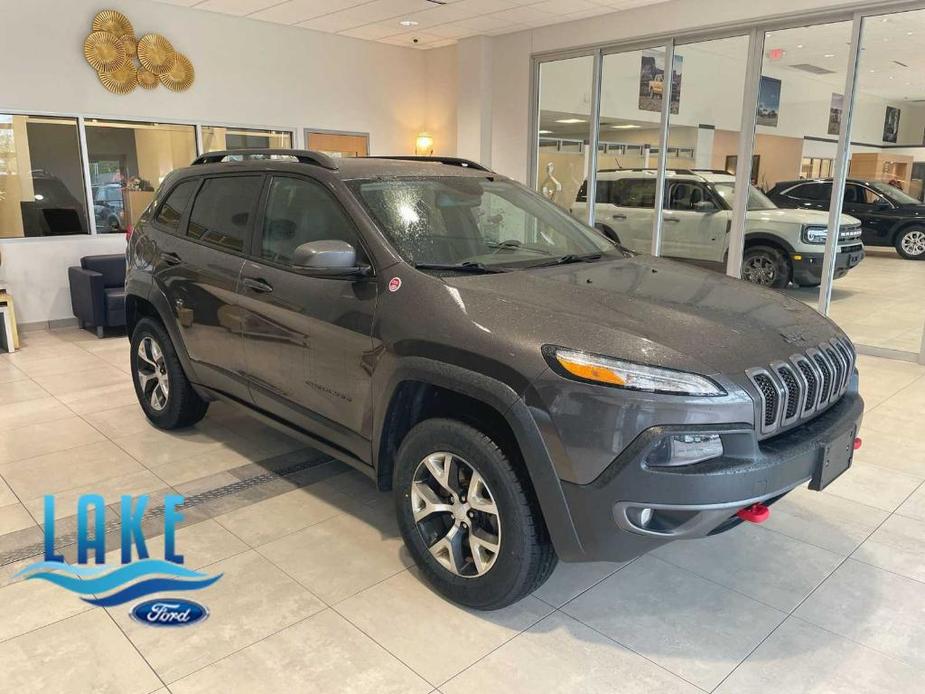 used 2018 Jeep Cherokee car, priced at $19,869