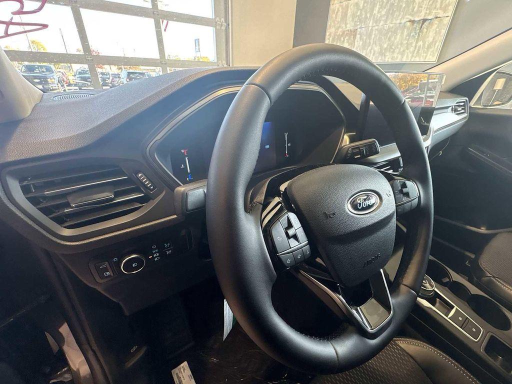 new 2026 Ford Escape PHEV car, priced at $31,895