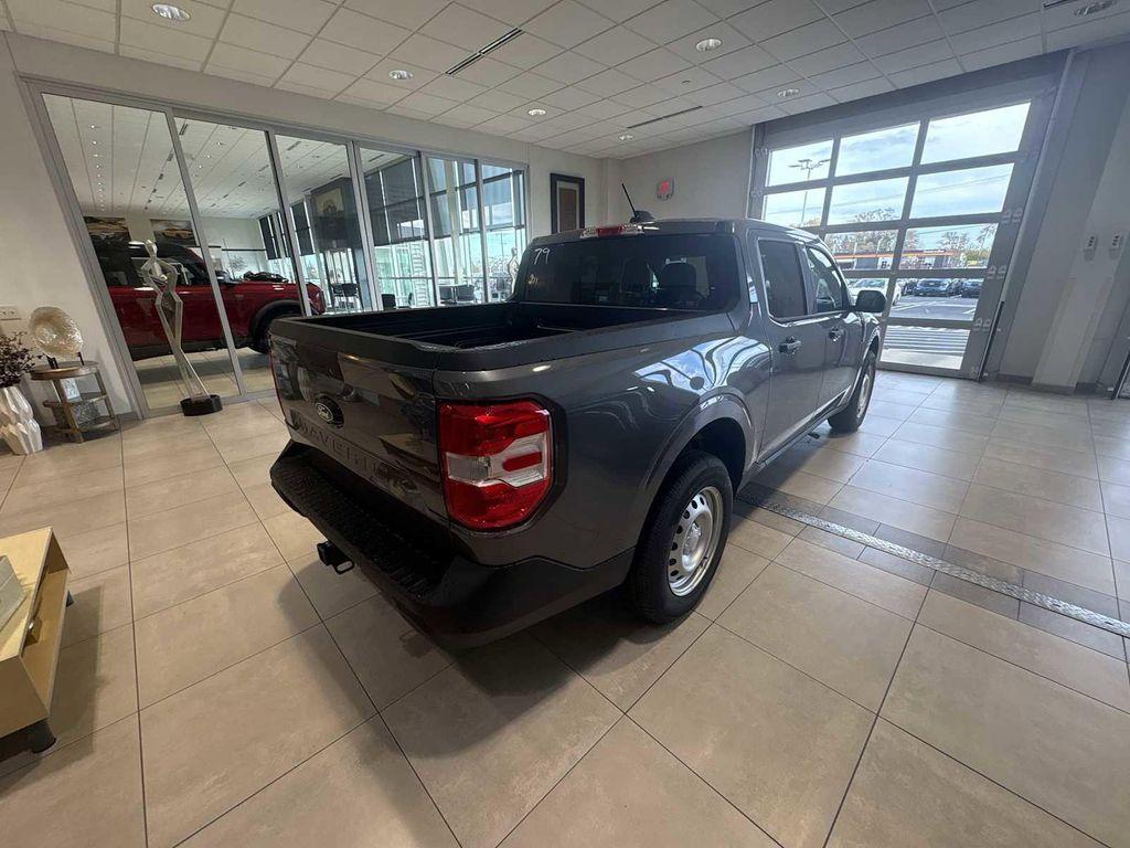 new 2025 Ford Maverick car, priced at $29,905