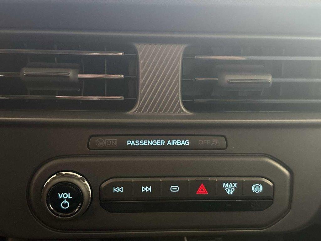 new 2025 Ford Maverick car, priced at $29,905