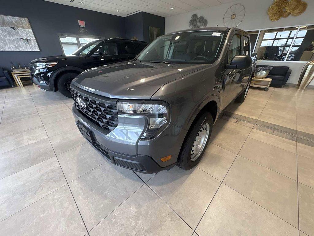 new 2025 Ford Maverick car, priced at $29,905