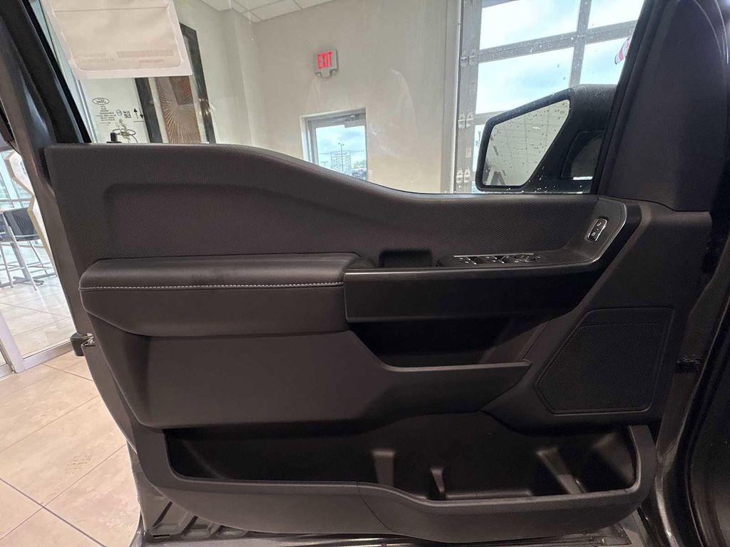 new 2025 Ford F-150 car, priced at $47,270