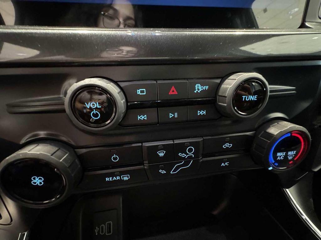 new 2025 Ford F-150 car, priced at $47,270