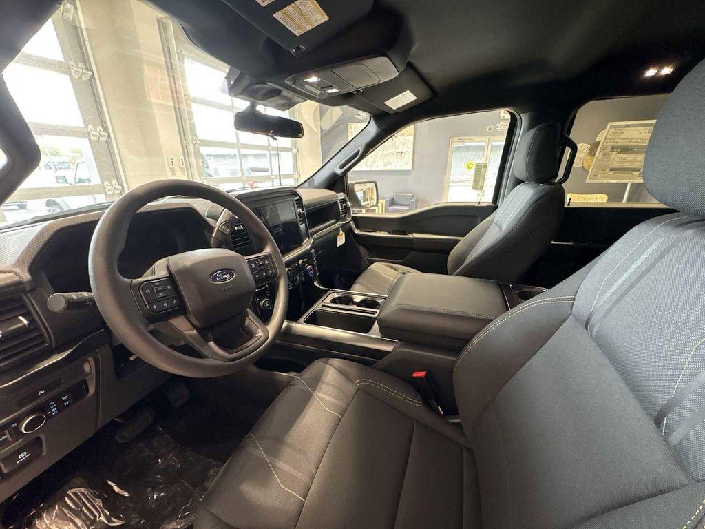 new 2025 Ford F-150 car, priced at $47,270