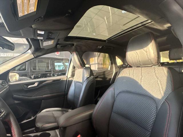 new 2025 Ford Escape car, priced at $34,152