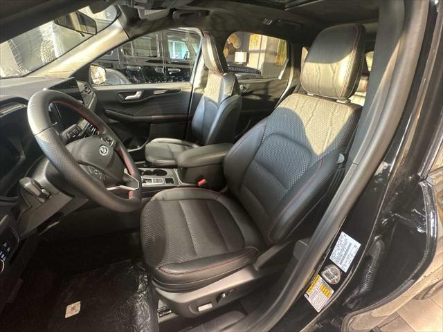 new 2025 Ford Escape car, priced at $34,152