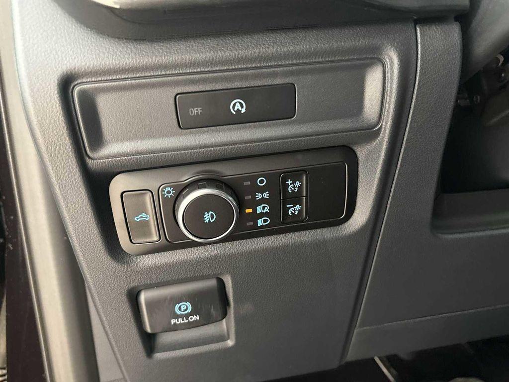 new 2025 Ford F-150 car, priced at $50,690