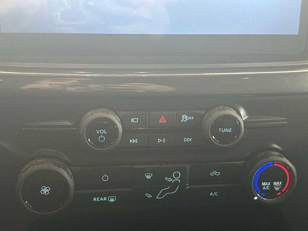 new 2025 Ford F-150 car, priced at $55,290