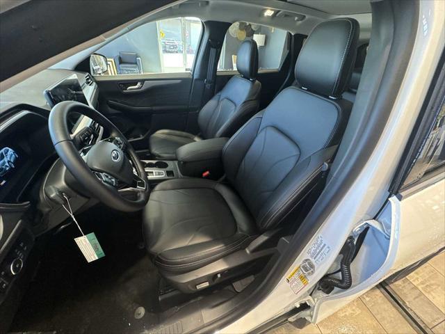 new 2025 Ford Escape car, priced at $39,618