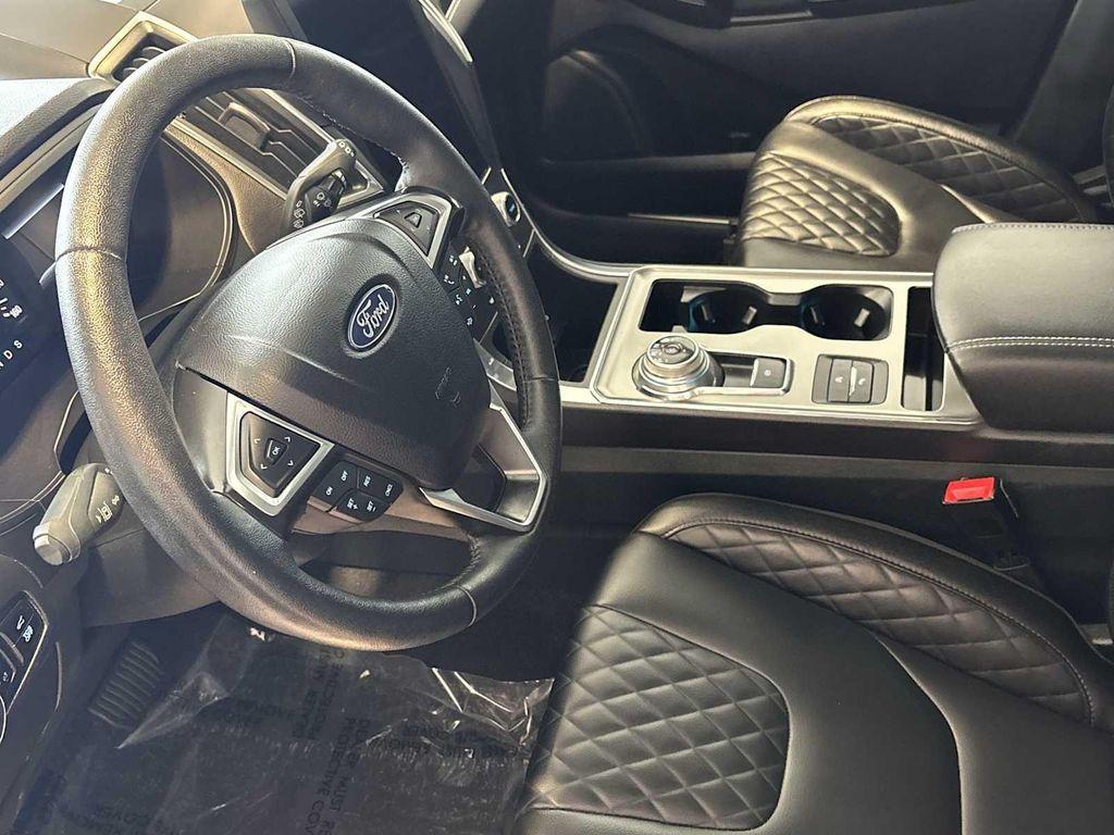 used 2024 Ford Edge car, priced at $30,955