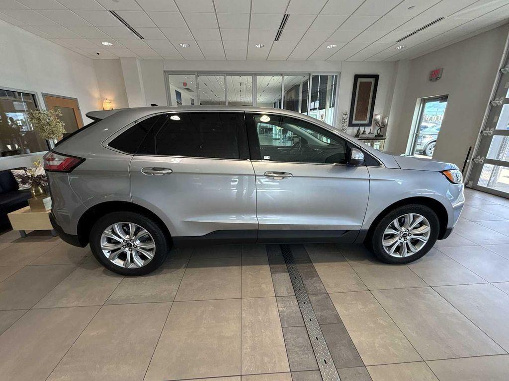 used 2024 Ford Edge car, priced at $30,955