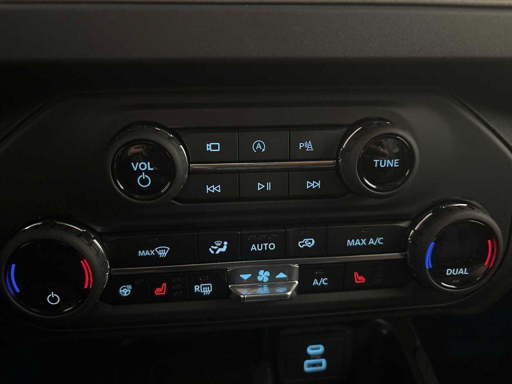 new 2025 Ford Bronco car, priced at $55,095