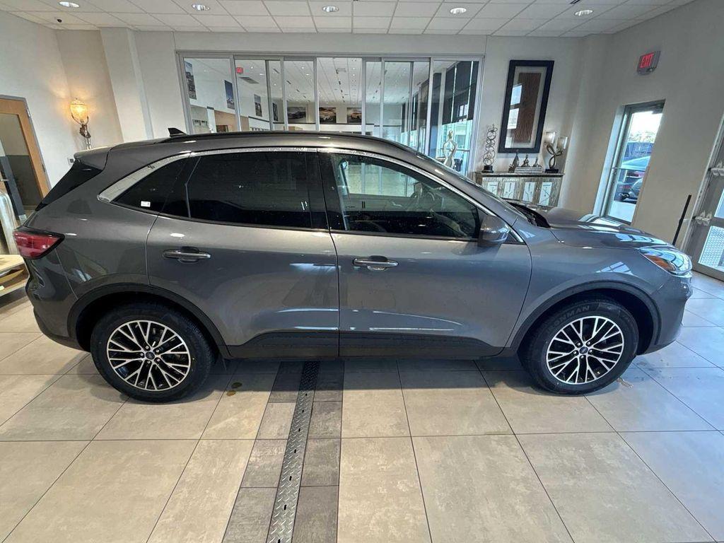 used 2022 Ford Escape car, priced at $23,491