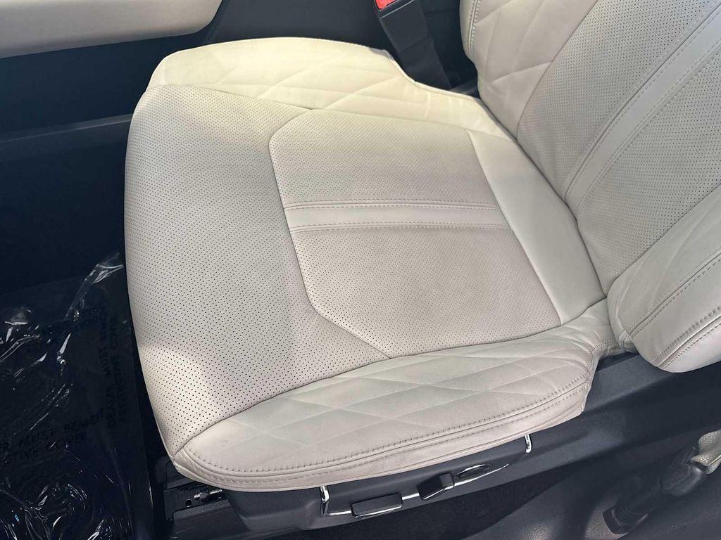 used 2022 Ford Expedition car, priced at $57,387