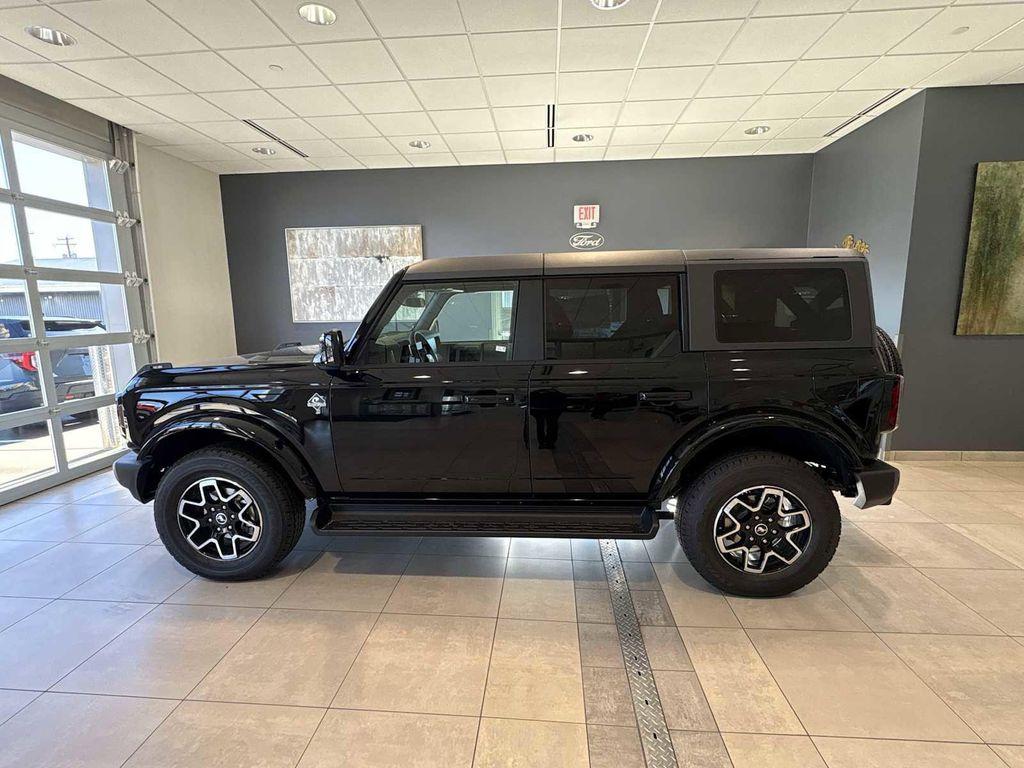 new 2025 Ford Bronco car, priced at $47,925
