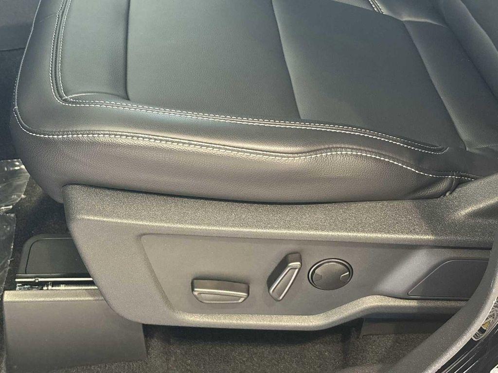 new 2025 Ford Bronco car, priced at $47,925