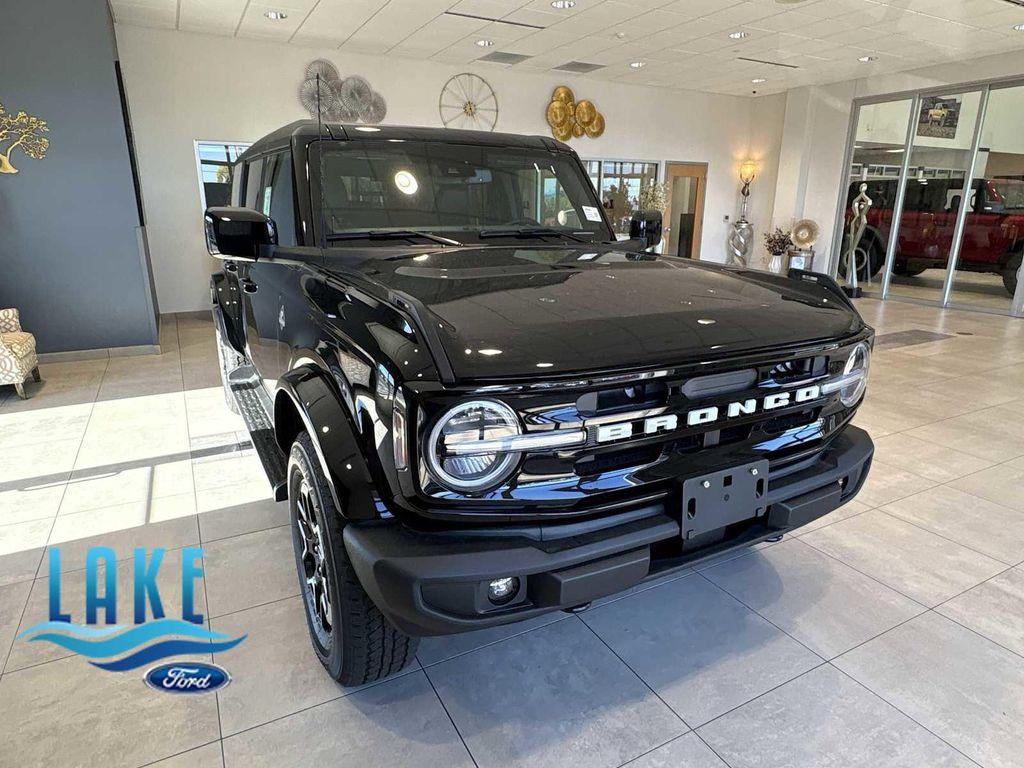 new 2025 Ford Bronco car, priced at $47,925