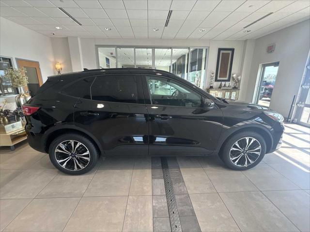 used 2022 Ford Escape car, priced at $24,948