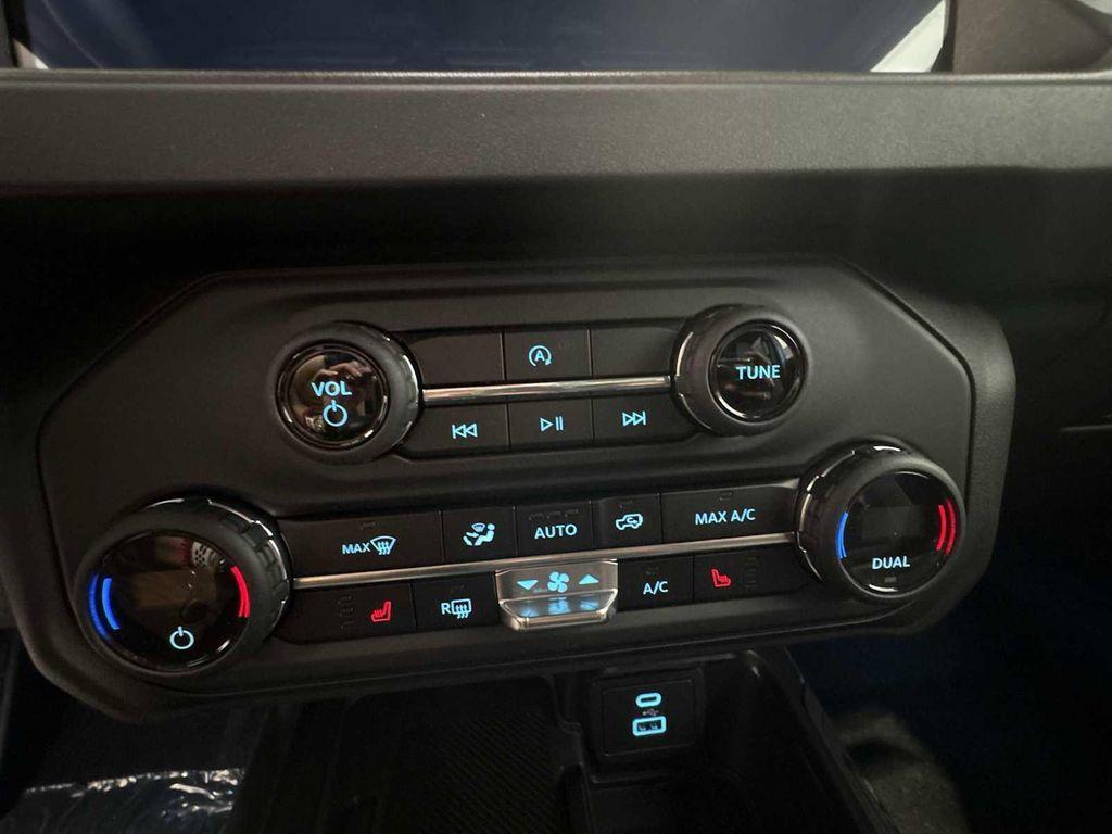 new 2025 Ford Bronco car, priced at $45,940