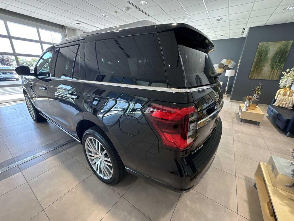 used 2022 Ford Expedition car, priced at $60,386