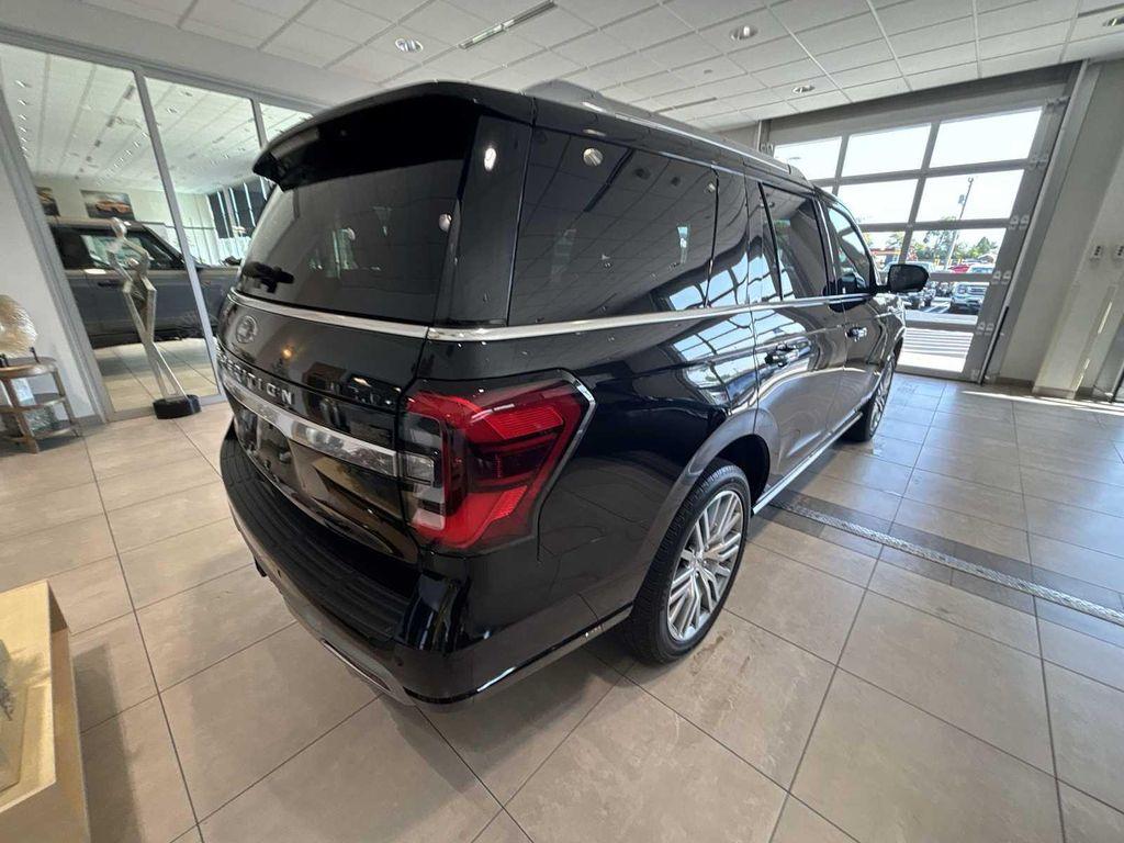 used 2022 Ford Expedition car, priced at $60,386
