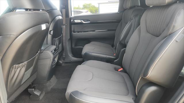 new 2025 Hyundai Palisade car, priced at $53,111