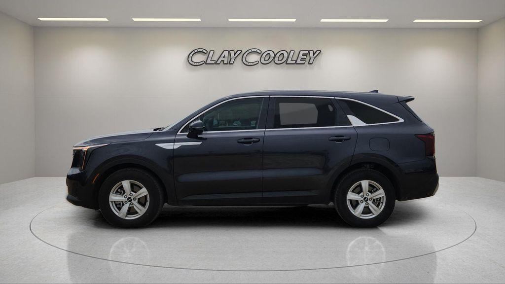 used 2025 Kia Sorento car, priced at $29,949