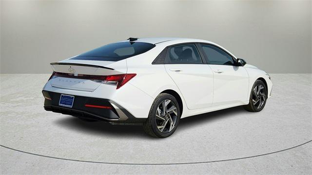 new 2025 Hyundai Elantra car, priced at $25,125